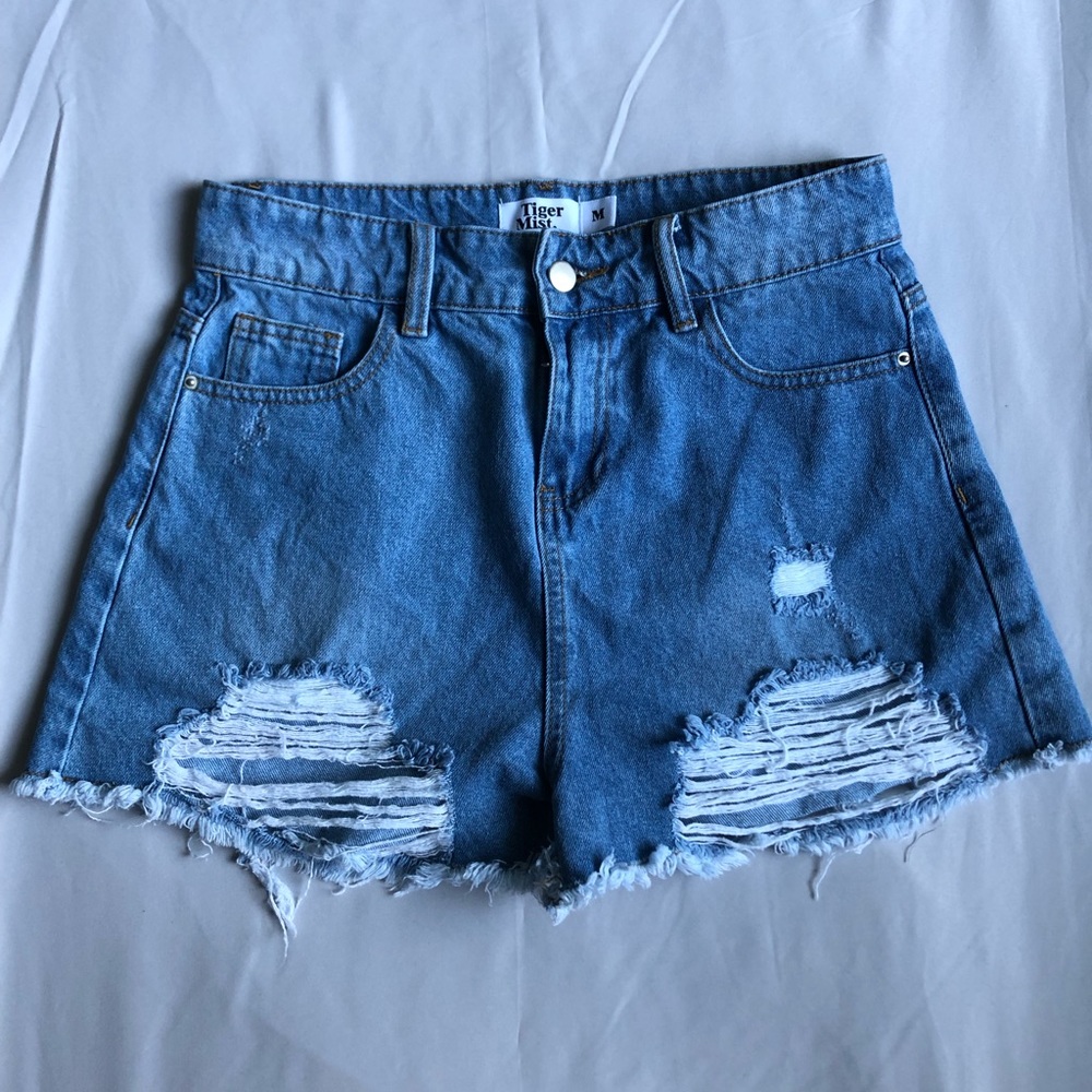 Tiger Mist Denim High Rise Ripped Shorts Size M